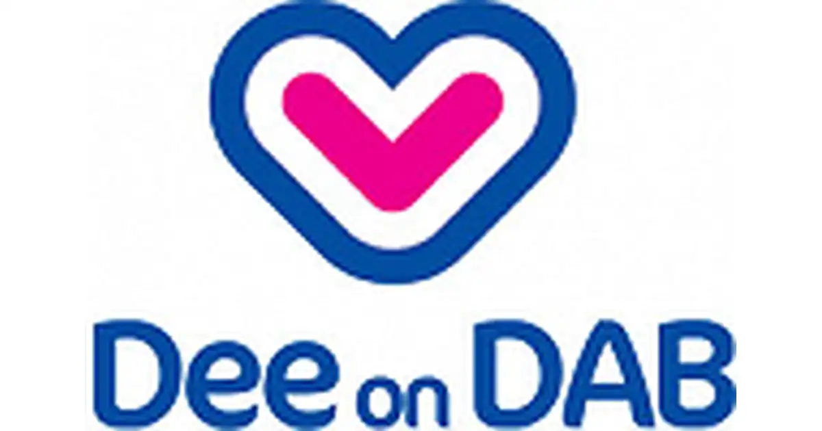 Dee on DAB logo